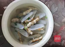 Illustration of how to make razor clam soup 5