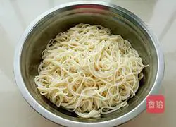 Illustration of how to make braised eggplant noodles 8