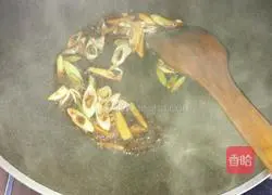 Illustration of how to make radish, vermicelli and shrimp soup 6