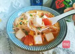 Illustration of how to make tomato and enoki mushroom tofu soup 14