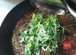 Recipe for Beijing-style braised noodles Illustration 9