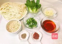 Chengdu - Illustration of how to make dandan noodles 2