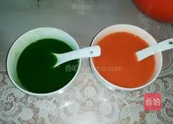 Illustration of making three-color pig skin jelly 7