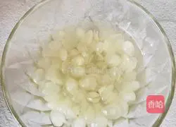 Illustration of how to make fruit Tremella fish 2