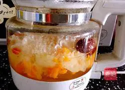 Papaya, Tremella and Lily Soup Recipe 8