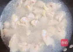 Illustration of how to make curry chicken and potato pasta 3