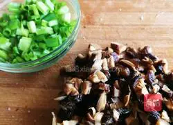 Illustration of how to make shrimp siomai (Quanzhou style) 4