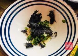 Illustration of how to make chicken wontons in clear soup 9