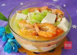 Illustration of how to make loofah, shrimp and tofu soup 14