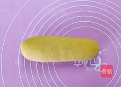 Illustration of how to make pumpkin steamed buns 7