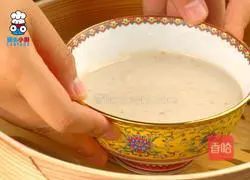 Illustration of how to make Ruyi Chuan lotus root powder and cinnamon sugar cake 2
