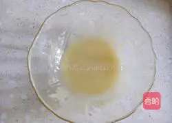 Illustration of how to make meringue sugar cookies 4