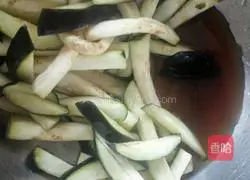 Meat and Eggplant Stew Recipe Illustration 2