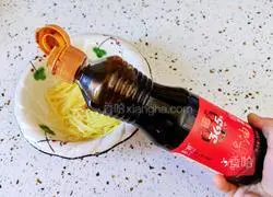 Illustration of how to make black bean pancakes and rolls 10