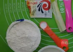 Illustration of how to make chive soda crackers 1