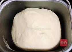 Illustration of how to make red dates and brown sugar steamed buns 2