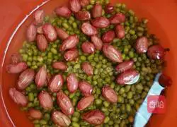 Illustration of how to make mung bean syrup 2