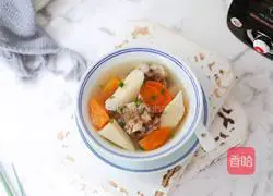 Illustration of how to make pork ribs, yam and carrot soup 11