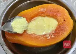 Illustration of how to make papaya milk stewed eggs 9