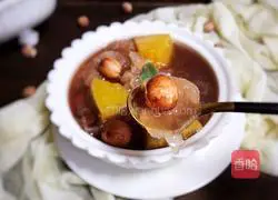 Illustration of how to make pumpkin, white fungus and lotus seed soup 8