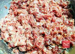 Winter Melon Meatball Soup Recipe Illustration 4