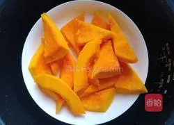 Illustration of how to make low-fat pumpkin milk juice 4