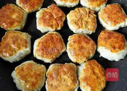 Illustration of how to make wonton skin and shaomai pancakes 20