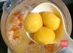 Illustration of how to make papaya rice dumplings stuffed with wine 8