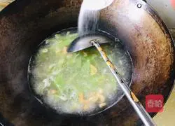 Illustration of how to make lettuce and sea rice soup 7