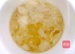 Illustration of how to make Tremella and Snow Pear Soup 6
