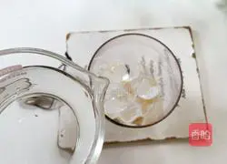 Illustration of how to make chilled lemonade 7