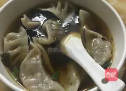 Illustration of how to make dumplings 3