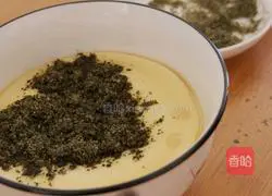Illustration of how to make seaweed and egg custard 3