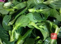 Illustration of how to make vegetable pimple noodle soup 4