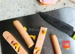 Illustration of how to make hand cake square buns 2