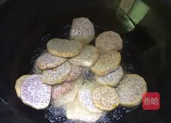 Illustration of how to make taro braised pork 6