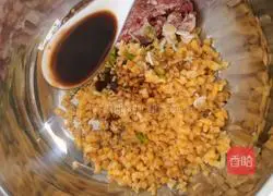 Illustration of how to make pork and potato buns 9