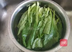 Illustration of how to make cabbage, wolfberry and tofu soup 4