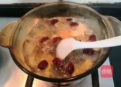 Illustration of making red date and potato soup 10