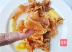 How to make fish maw chicken in golden soup Illustration 3