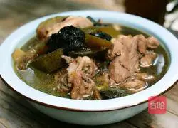 Illustration of Recipe for Rehmannia Rehmanniae Winter Melon and Pork Bone Soup 11