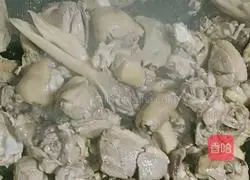  Illustration of how to make sour radish and duck soup 3