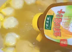 Fish maw soup hot pot Practice illustration 6