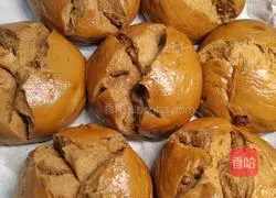 Illustration of making homemade jujube-flavored brown sugar blossom steamed buns 26