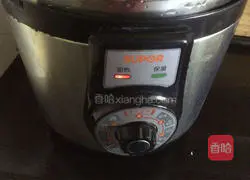 Illustration of how to cook cuttlefish and ribs soup 8