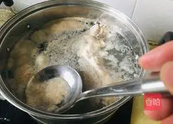 Illustration of how to cook beef brisket in white water 5