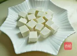 Illustration of how to make tofu and enoki mushroom soup 4