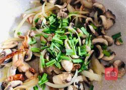 Illustration of how to make fried mushrooms 13