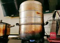 Illustration of how to make a bouquet of yellow flowers 18