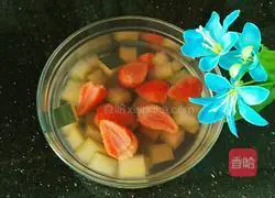 Illustration of how to make rock sugar strawberry and winter melon rind 9